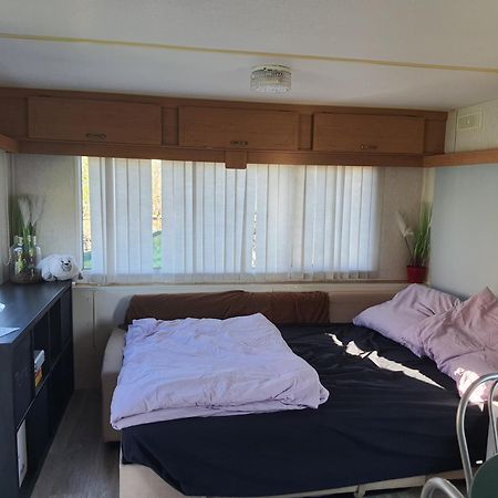 Mobilheim V Lva 2 Otel Podivin Dış mekan fotoğraf